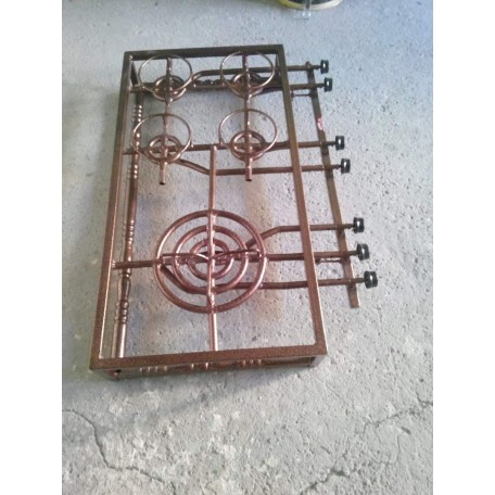 1 adet 1 kg lık 4 adet tek kisilik künefe ve şu böreği pisirme ocağı 